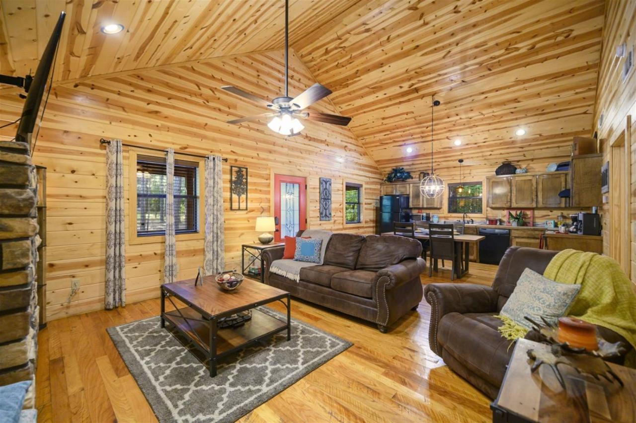 Shear Pleasure Vila Broken Bow Exterior foto