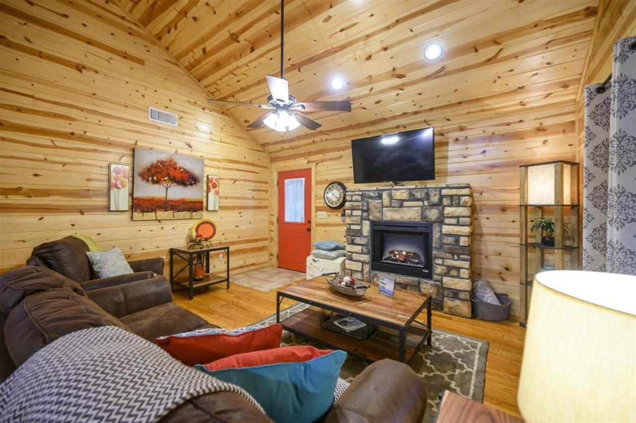 Shear Pleasure Vila Broken Bow Exterior foto